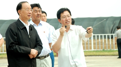 原中共中央書記處書記、中紀委副書記何勇視察我公司